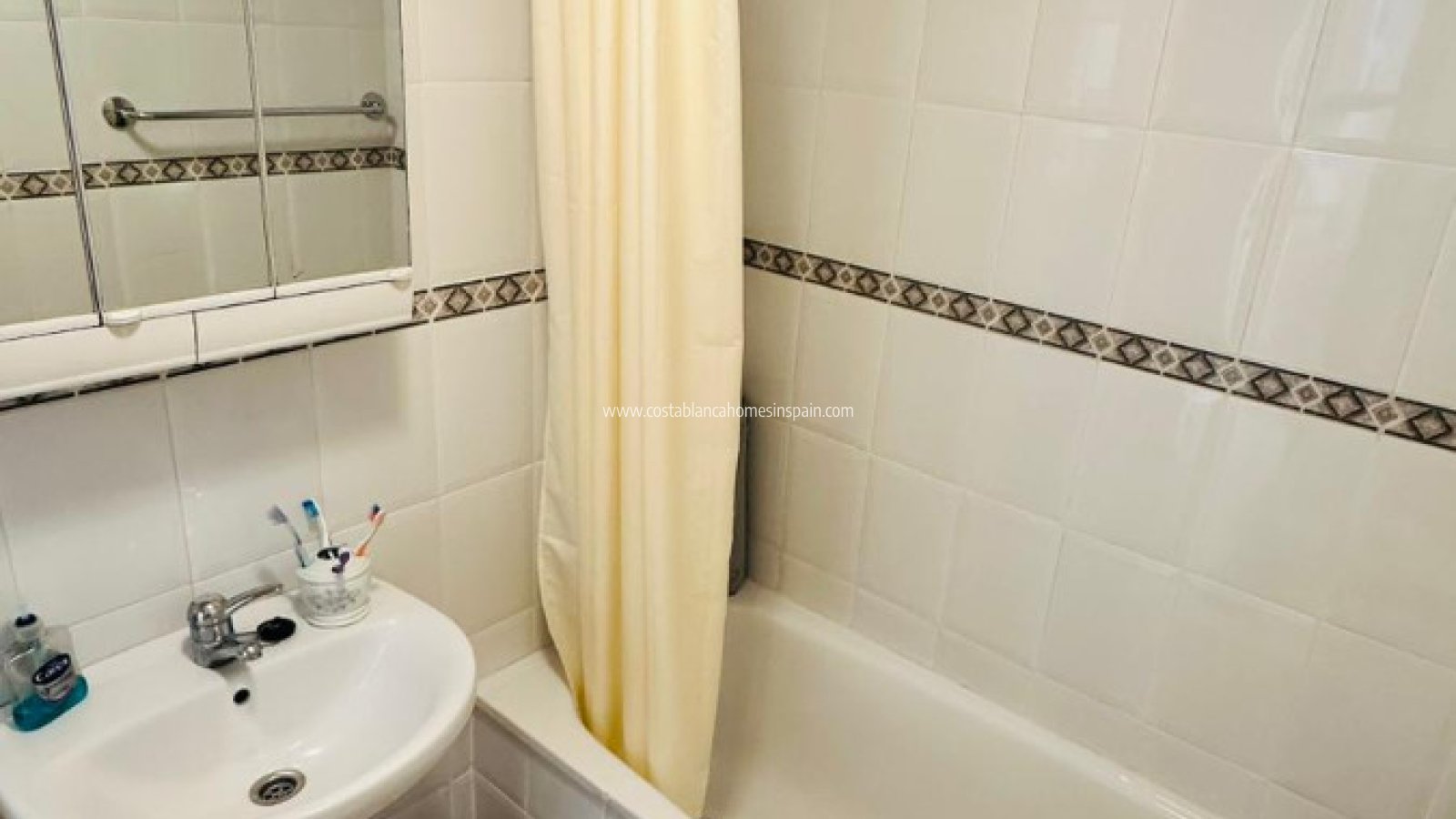 Revente - Apartment - Torrevieja - Urbanización San Luis