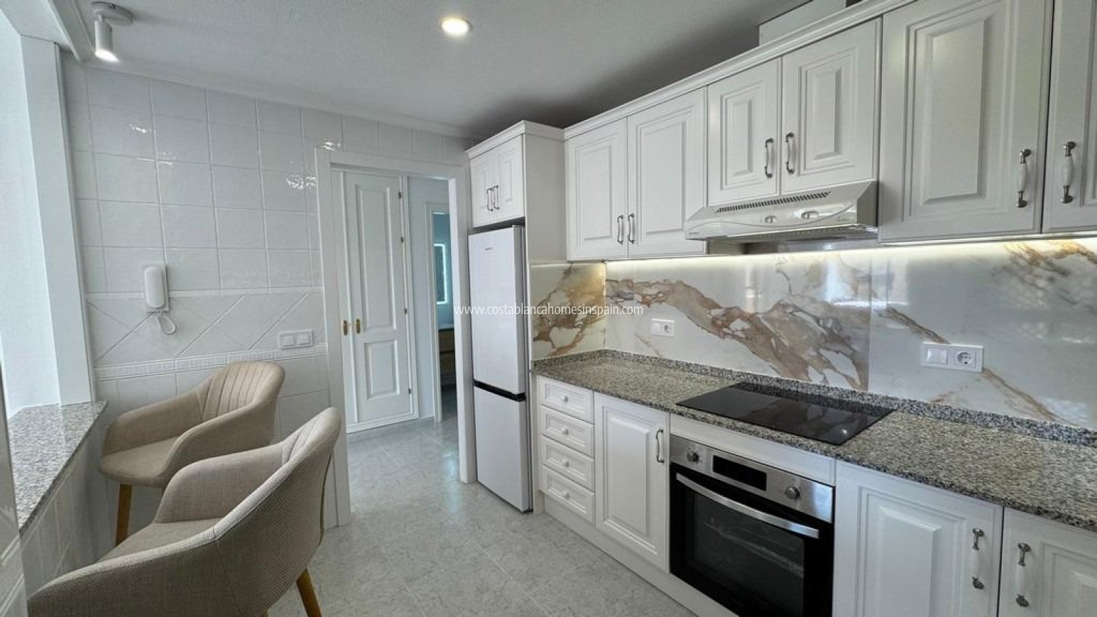 Revente - Apartment - Villamartin