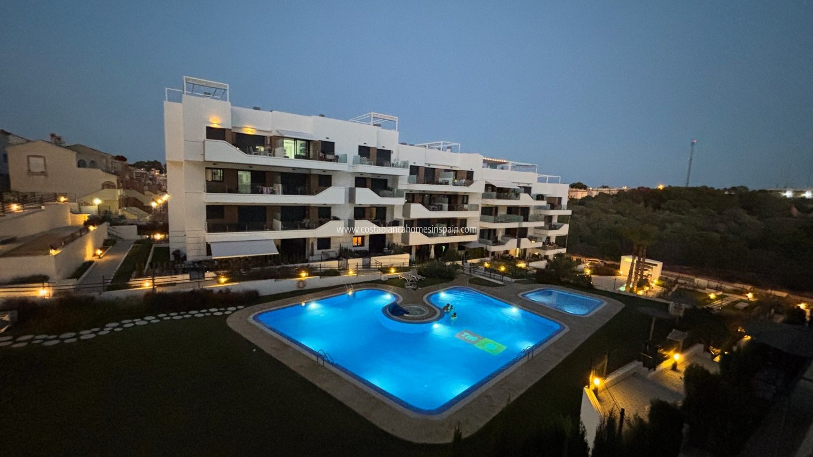 Revente - Apartment - Villamartin
