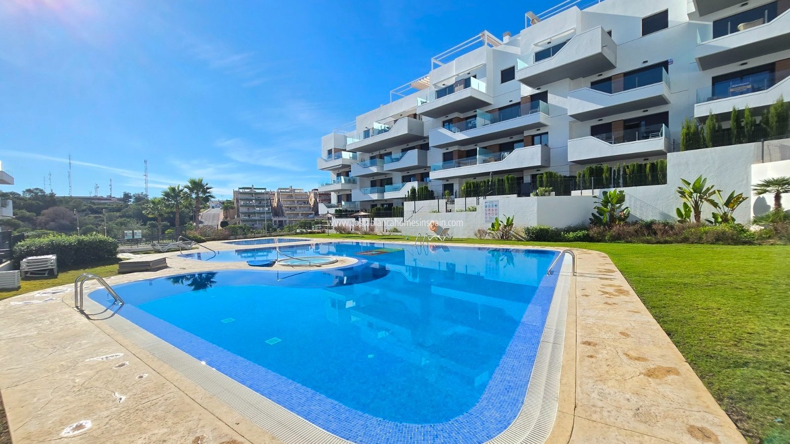 Revente - Apartment - Villamartin