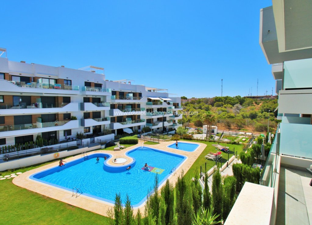 Revente - Apartment - Villamartin