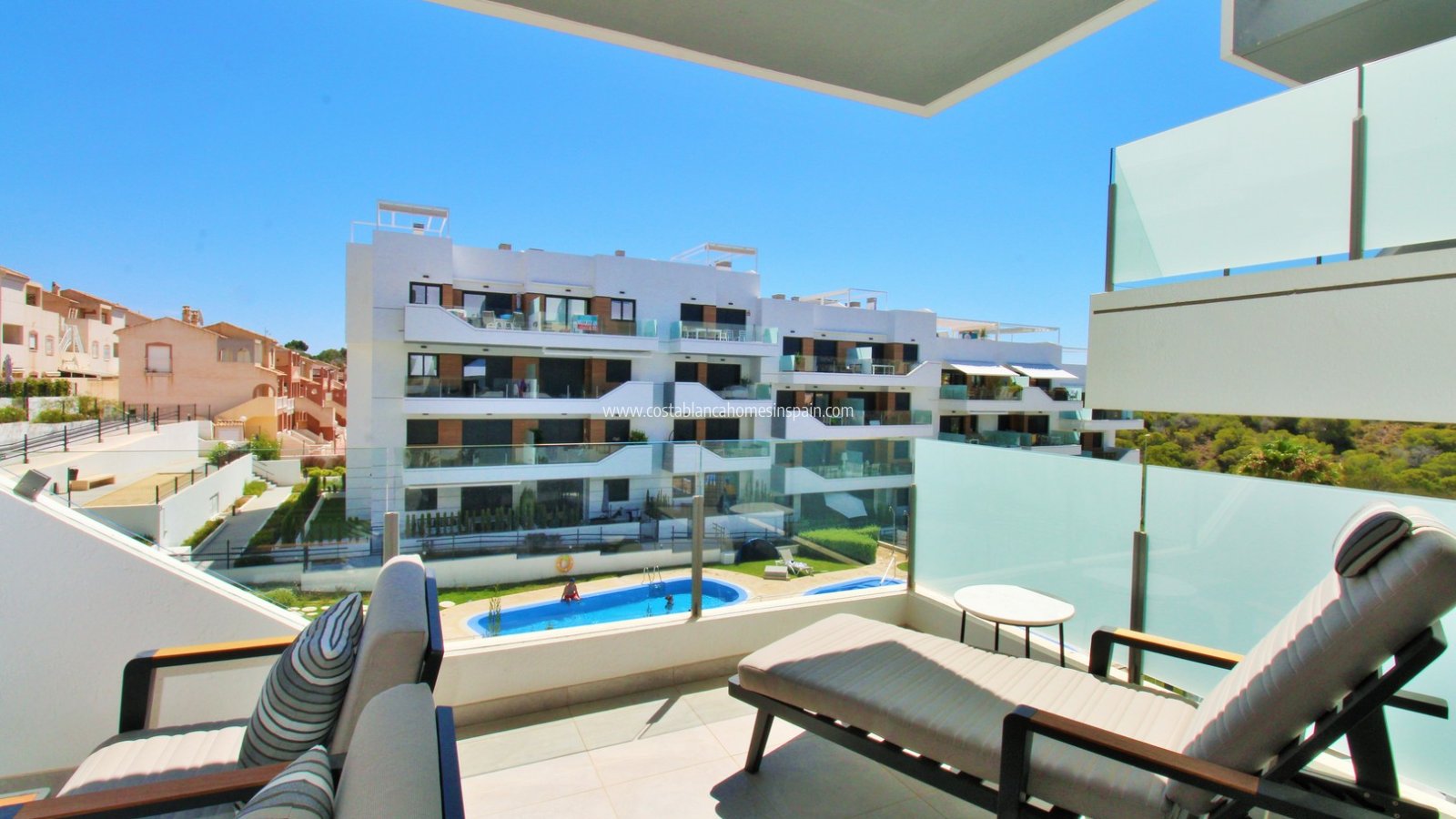 Revente - Apartment - Villamartin