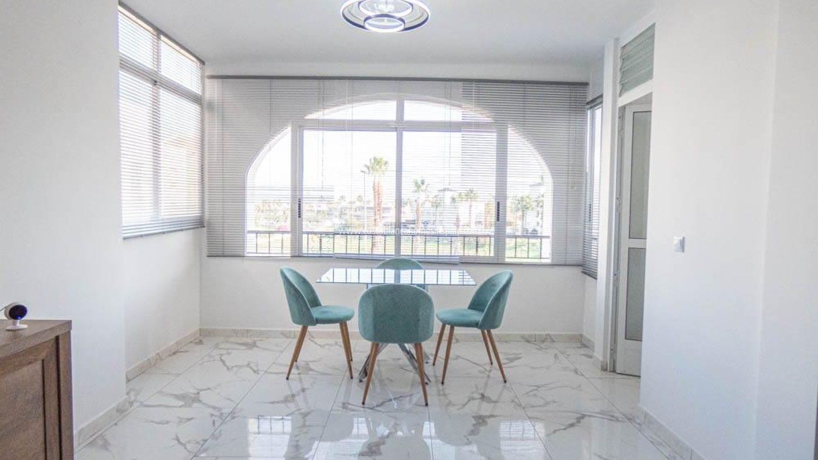 Revente - Apartment - Villamartin