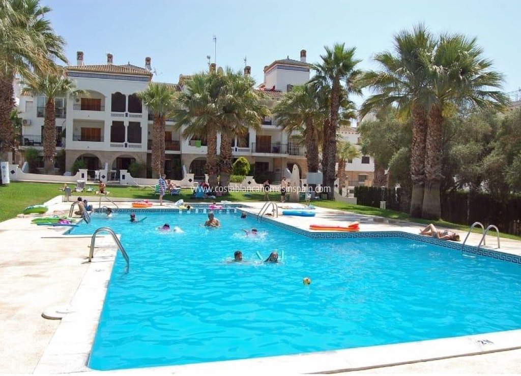 Revente - Apartment - Villamartin