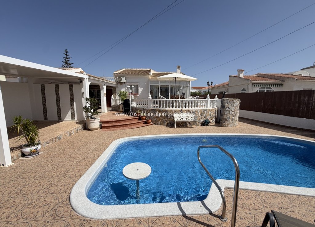 Revente - Bungalow - Torrevieja - San Luis