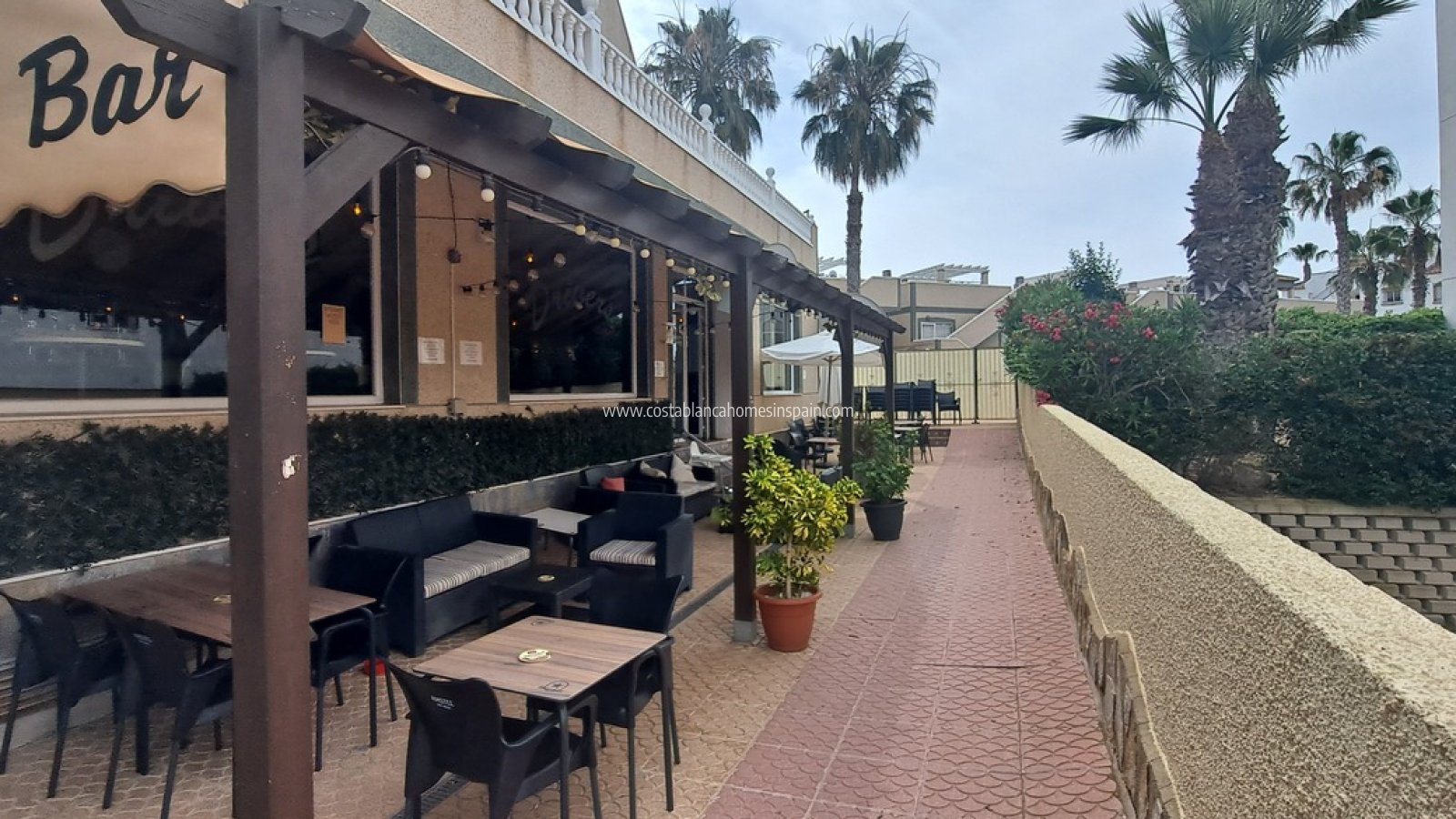 Revente - Commercial - Villamartin - Orihuela Costa