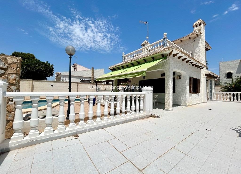 Revente - Detached Villa - Orihuela Costa - La Zenia