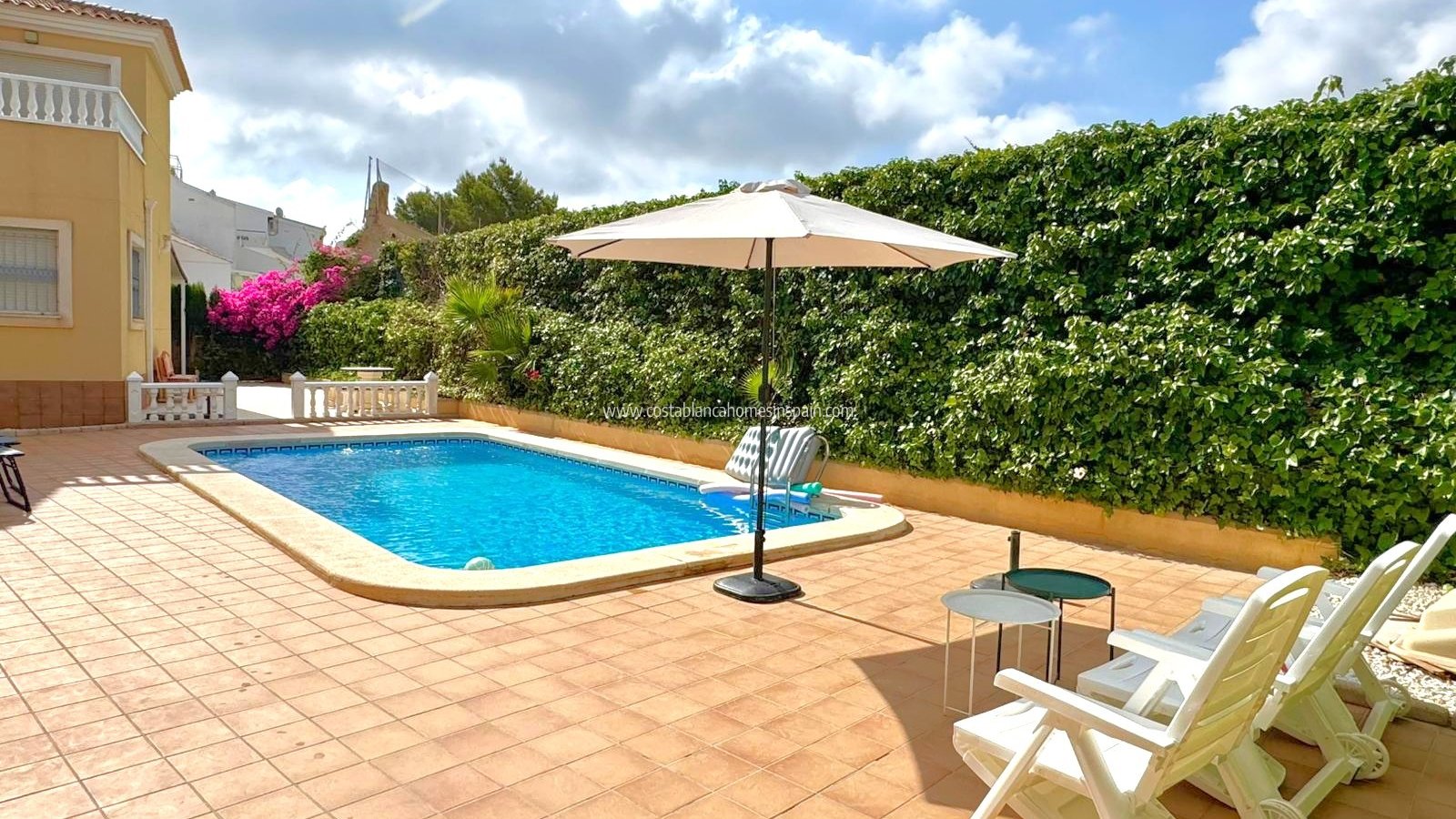 Revente - Detached Villa - Orihuela Costa - Villamartin
