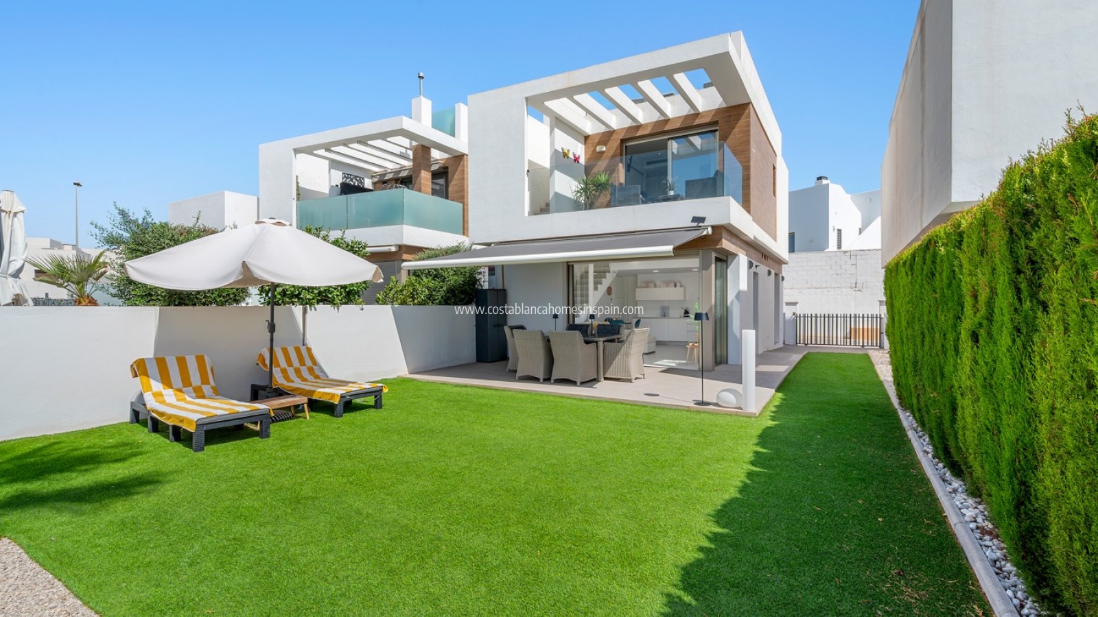 Revente - Detached Villa - Orihuela Costa - Villamartin