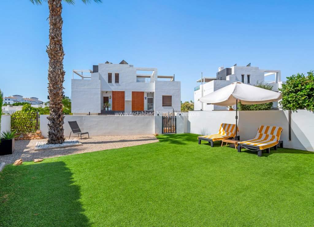 Revente - Detached Villa - Orihuela Costa - Villamartin