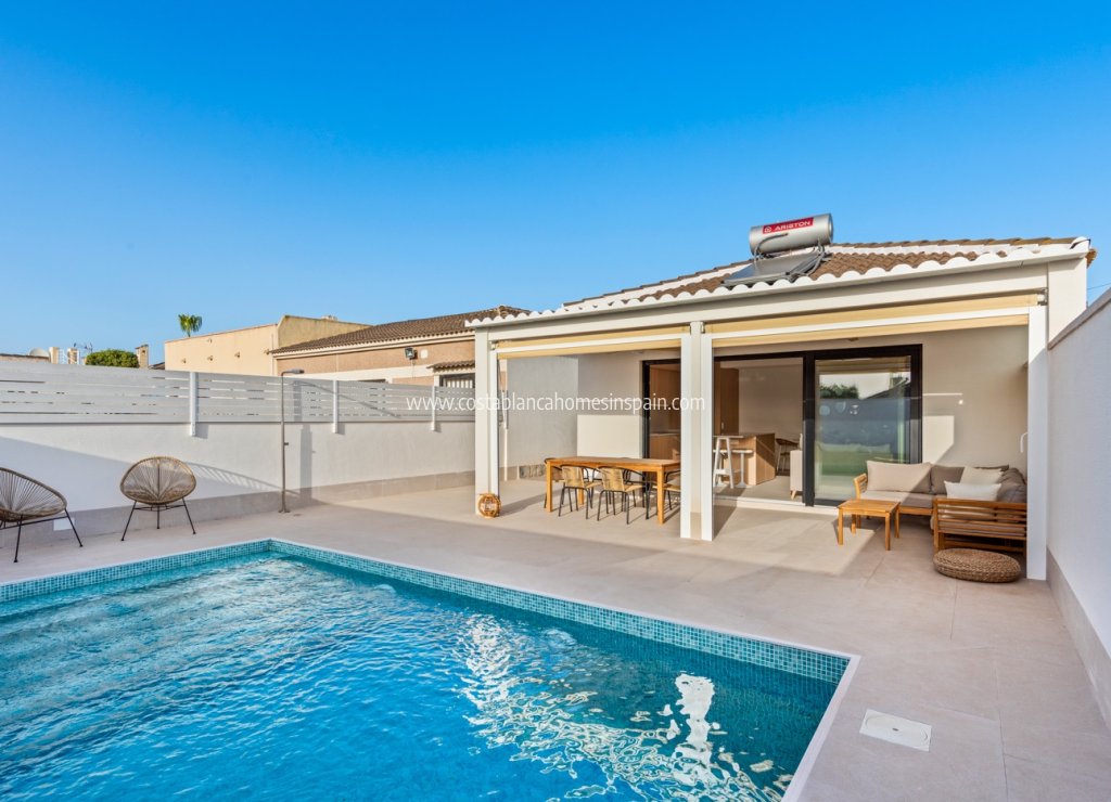 Revente - Detached Villa - Torrevieja - El chaparral