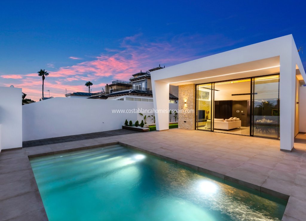 Revente - Detached Villa - Torrevieja - El chaparral