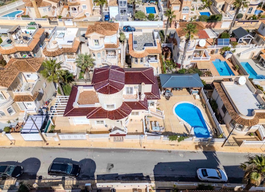 Revente - Detached Villa - Villamartin - Orihuela Costa