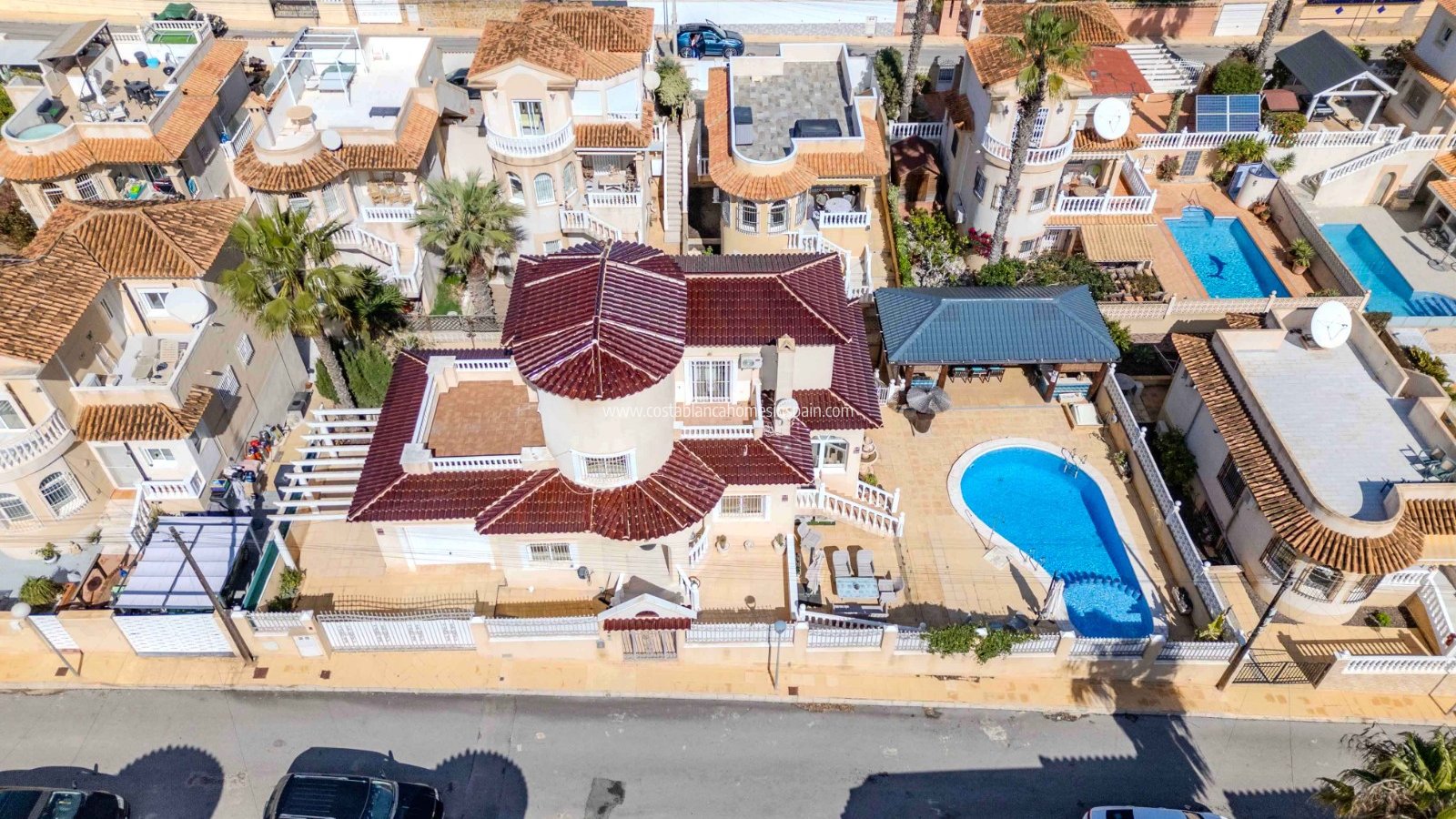 Revente - Detached Villa - Villamartin - Orihuela Costa