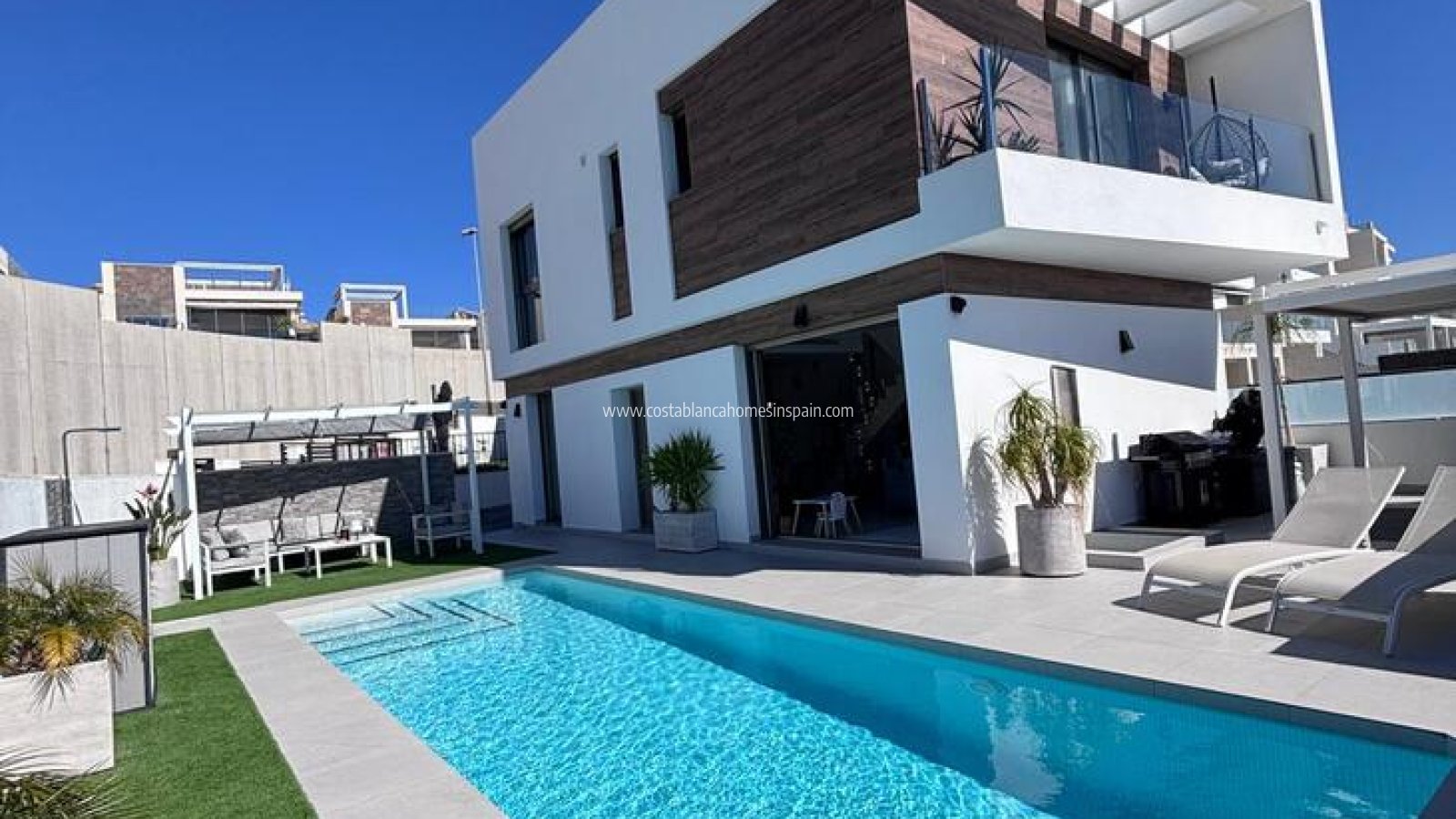 Revente - Detached Villa - Villamartin - Pau 8