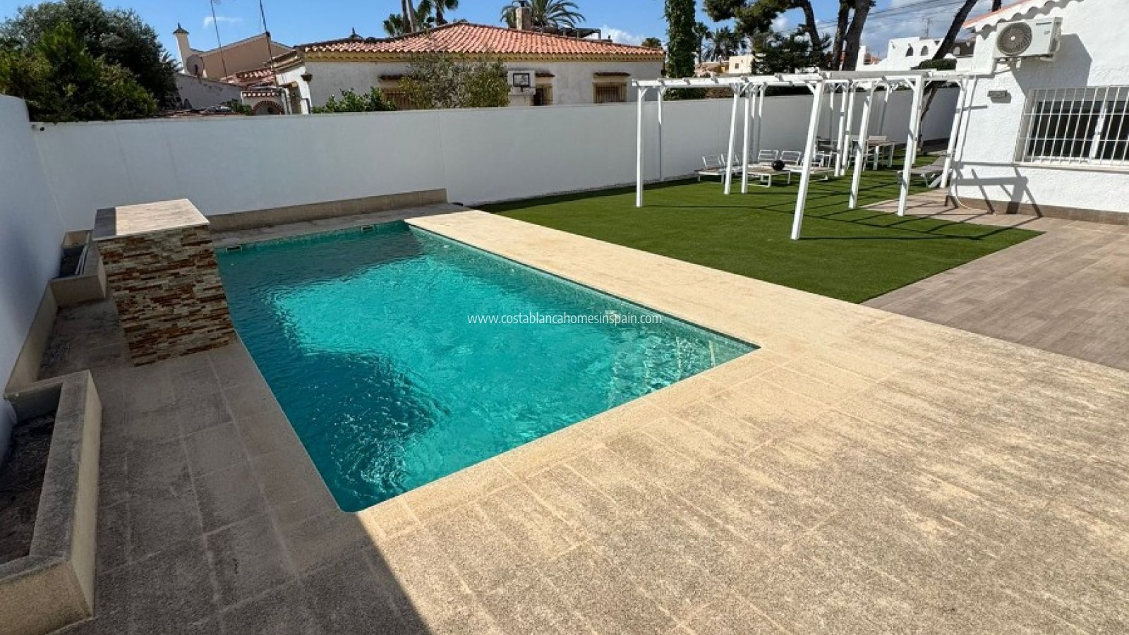 Revente - Semi - Detached Villa - Torrevieja - Torretas