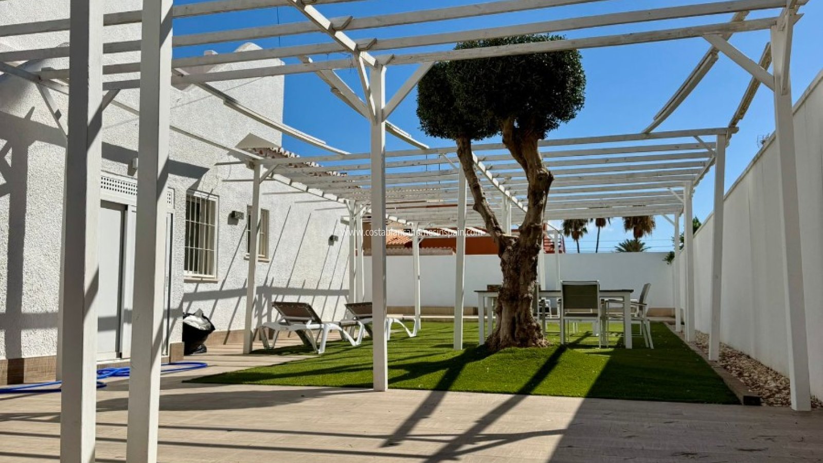 Revente - Semi - Detached Villa - Torrevieja - Torretas