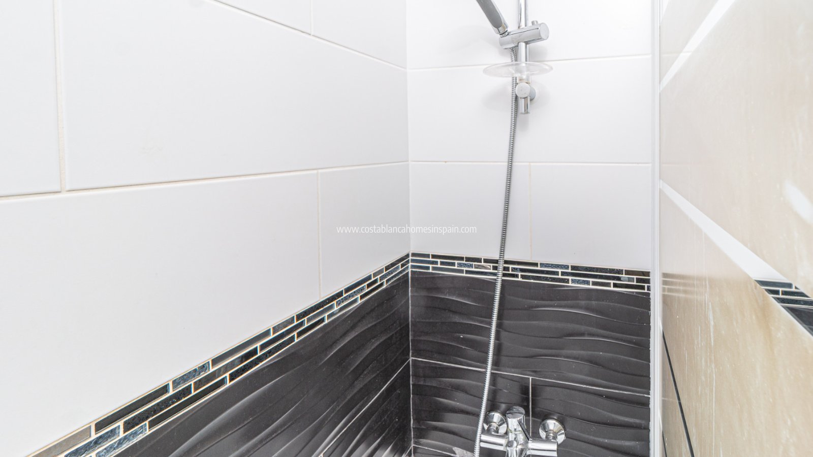 Revente - Semi - Detached Villa - Villamartin - Fortuna