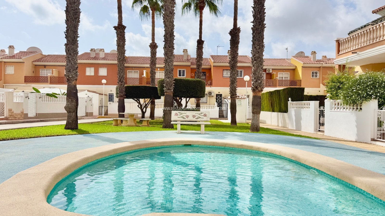 Revente - Townhouse - Ciudad Quesada - Doña Pepa