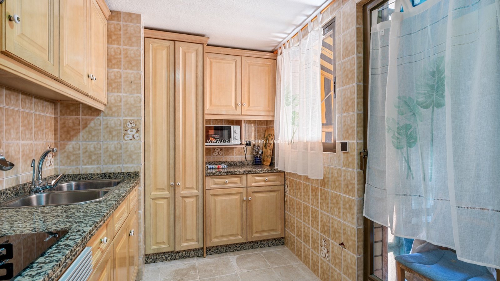 Sale - Apartment - Arenales del sol - Segunda linea playa