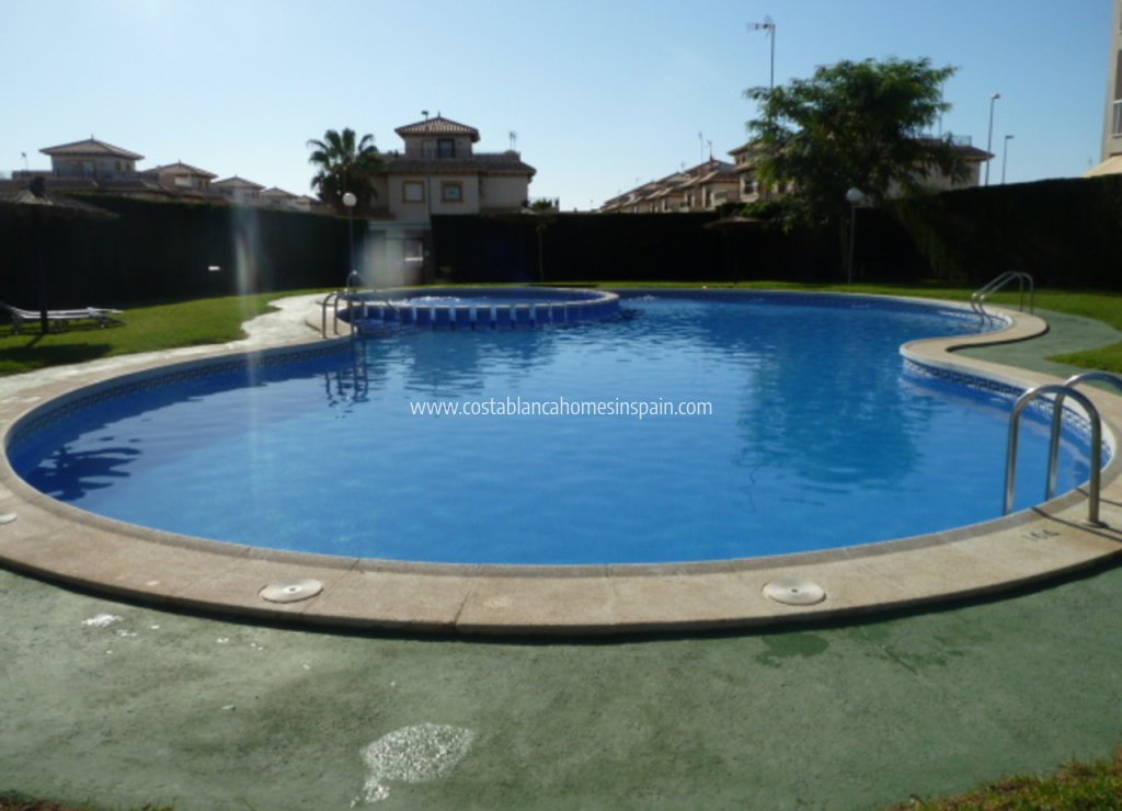 Sale - Apartment - Cabo Roig