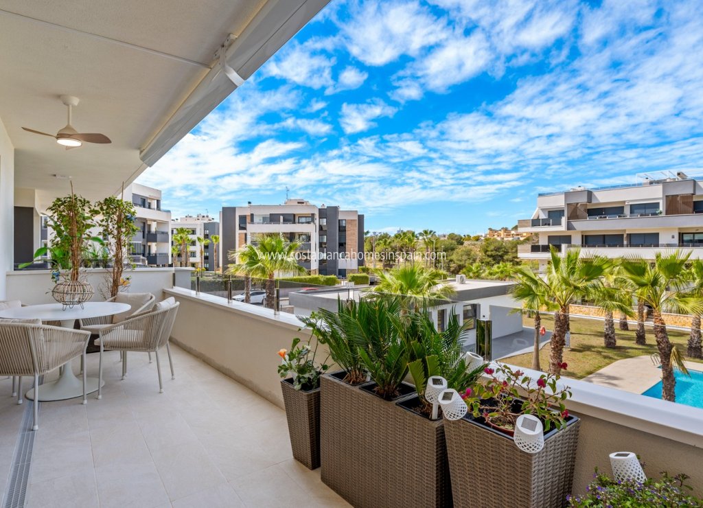 Sale - Apartment - Los Altos