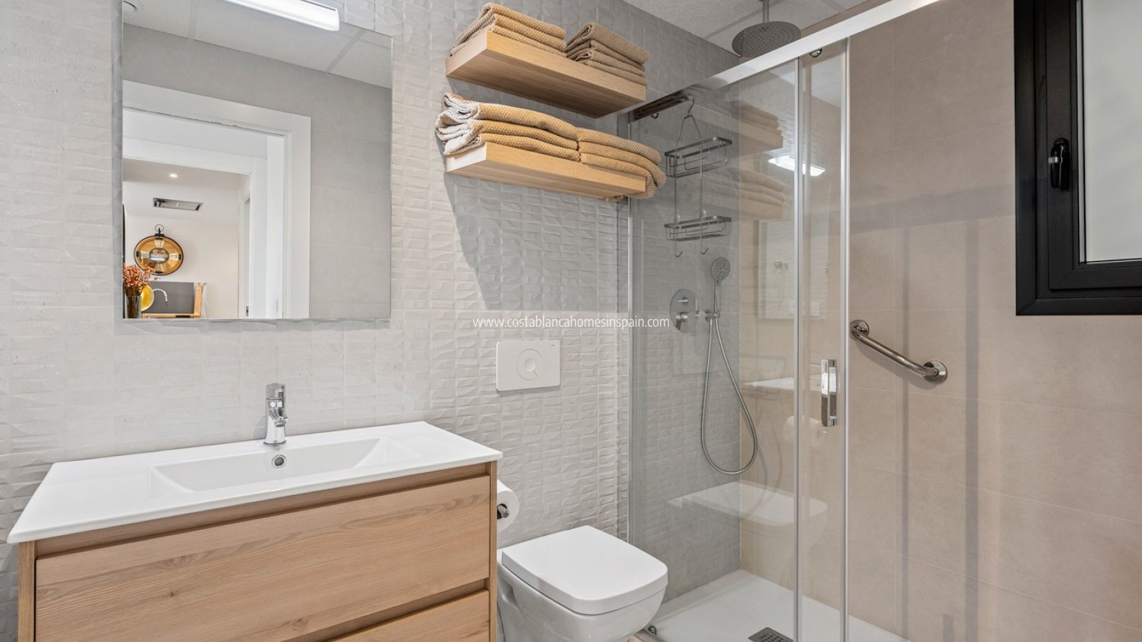 Sale - Apartment - Los Altos