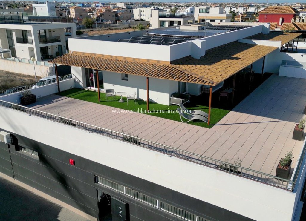Sale - Apartment - Orihuela Costa - La Zenia