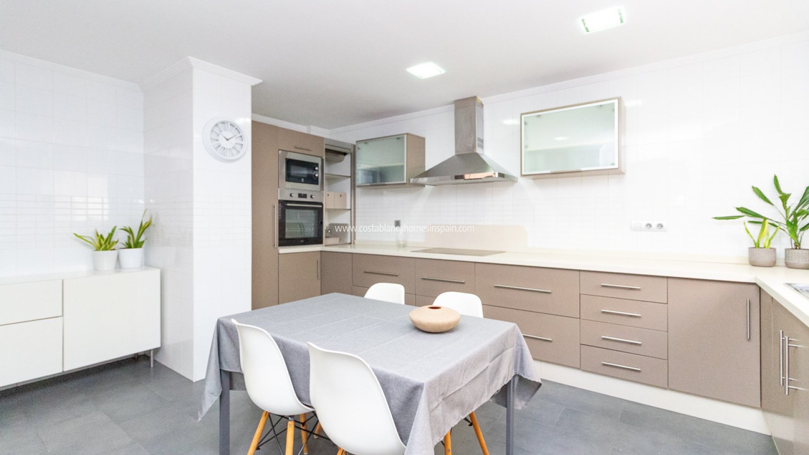 Sale - Apartment - Torrevieja - Beach