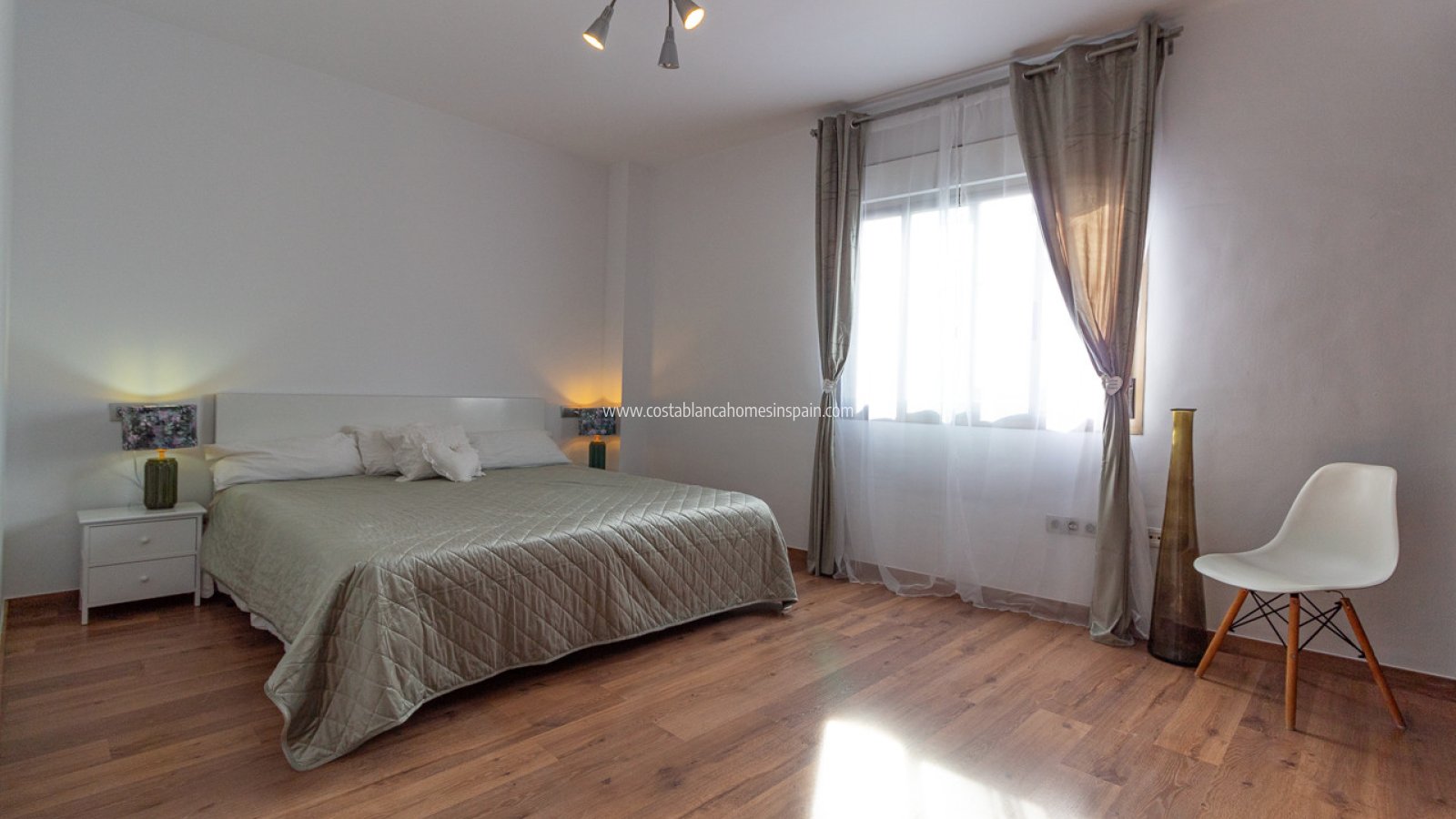 Sale - Apartment - Torrevieja - Beach