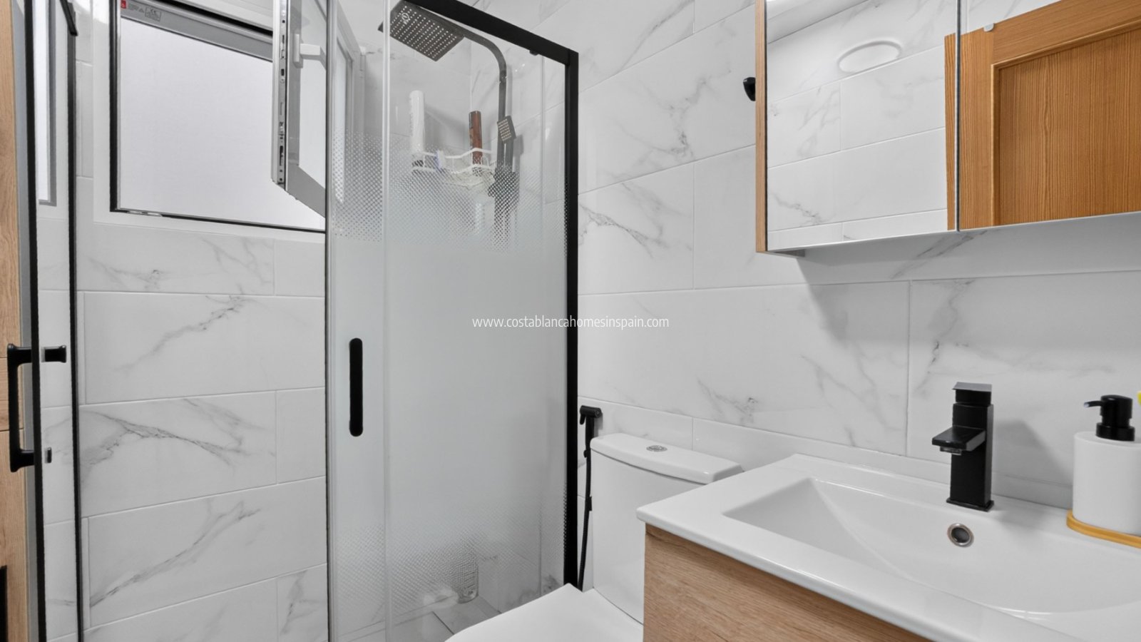 Sale - Apartment - Torrevieja - Centro