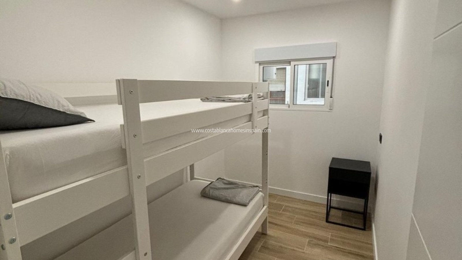 Sale - Apartment - Torrevieja - Centro