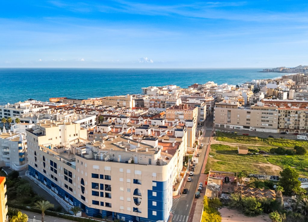 Sale - Apartment - Torrevieja - La Mata