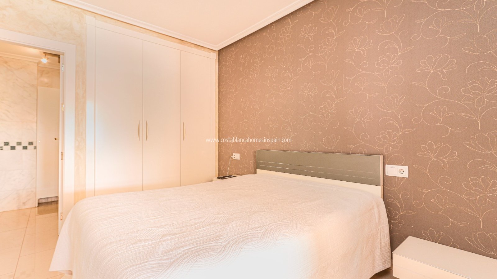 Sale - Apartment - Villamartin - Pau 8