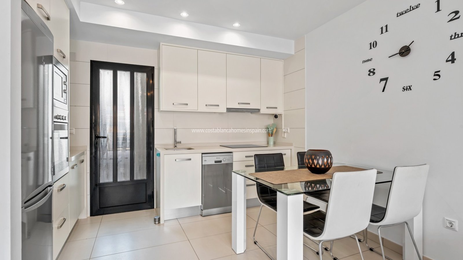 Sale - Apartment - Villamartin