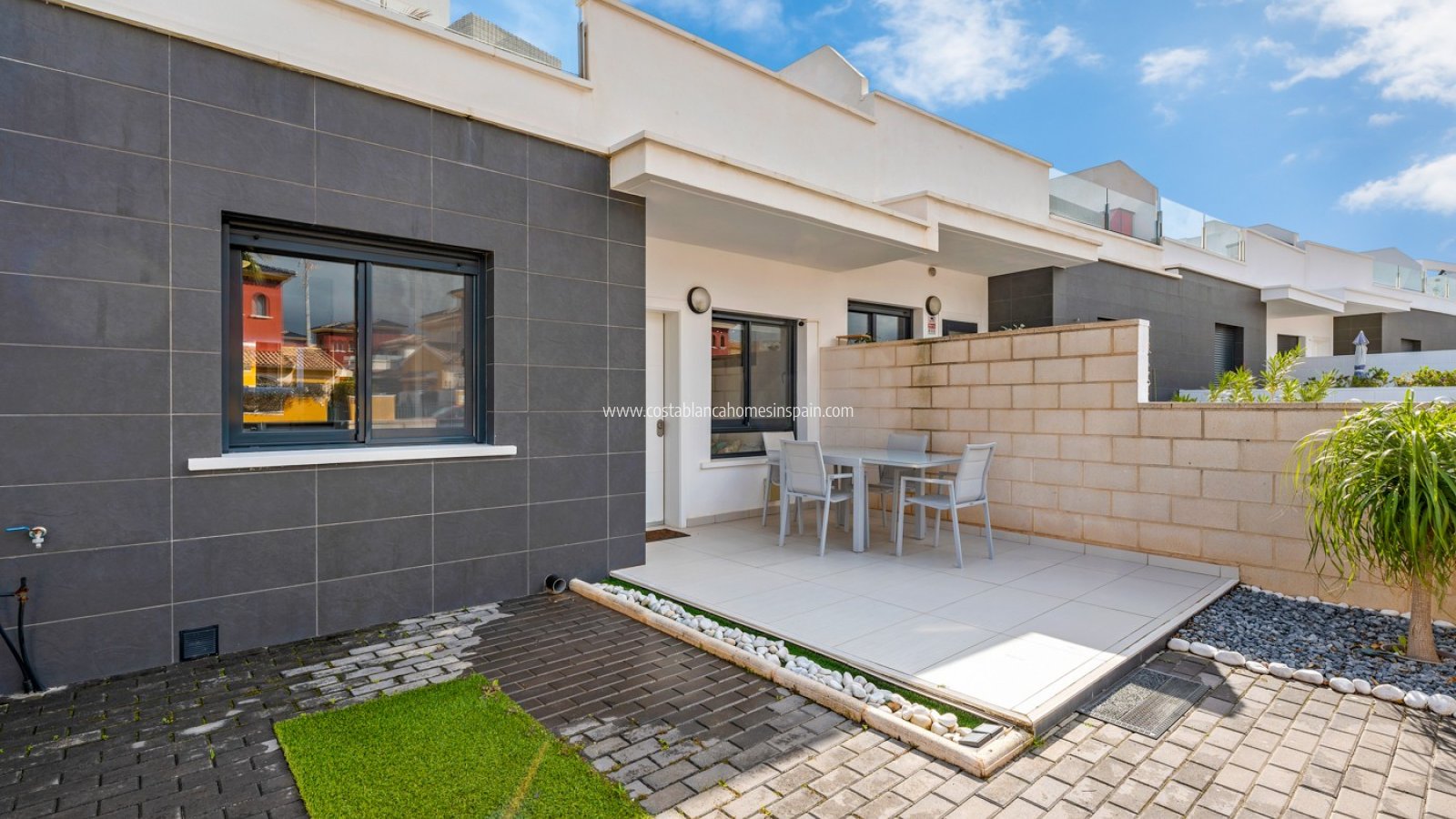 Sale - Apartment - Villamartin