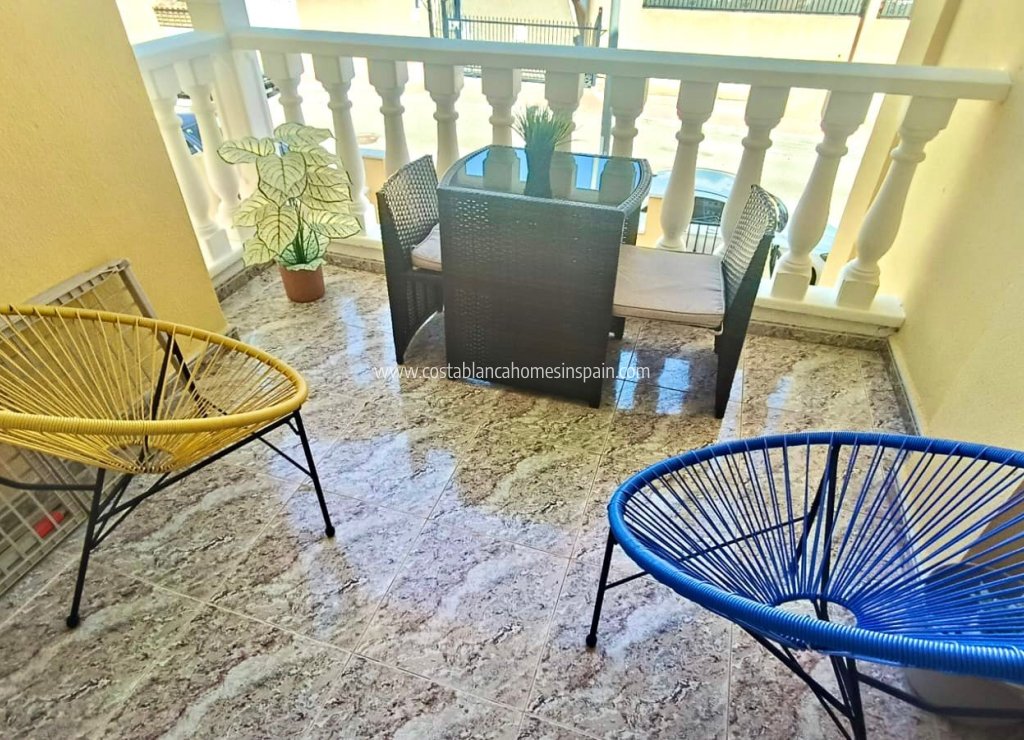 Sale - Apartment - Villamartin