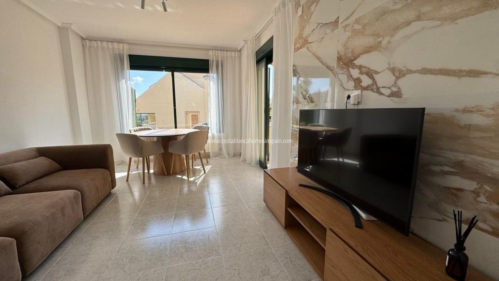 Sale - Apartment - Villamartin