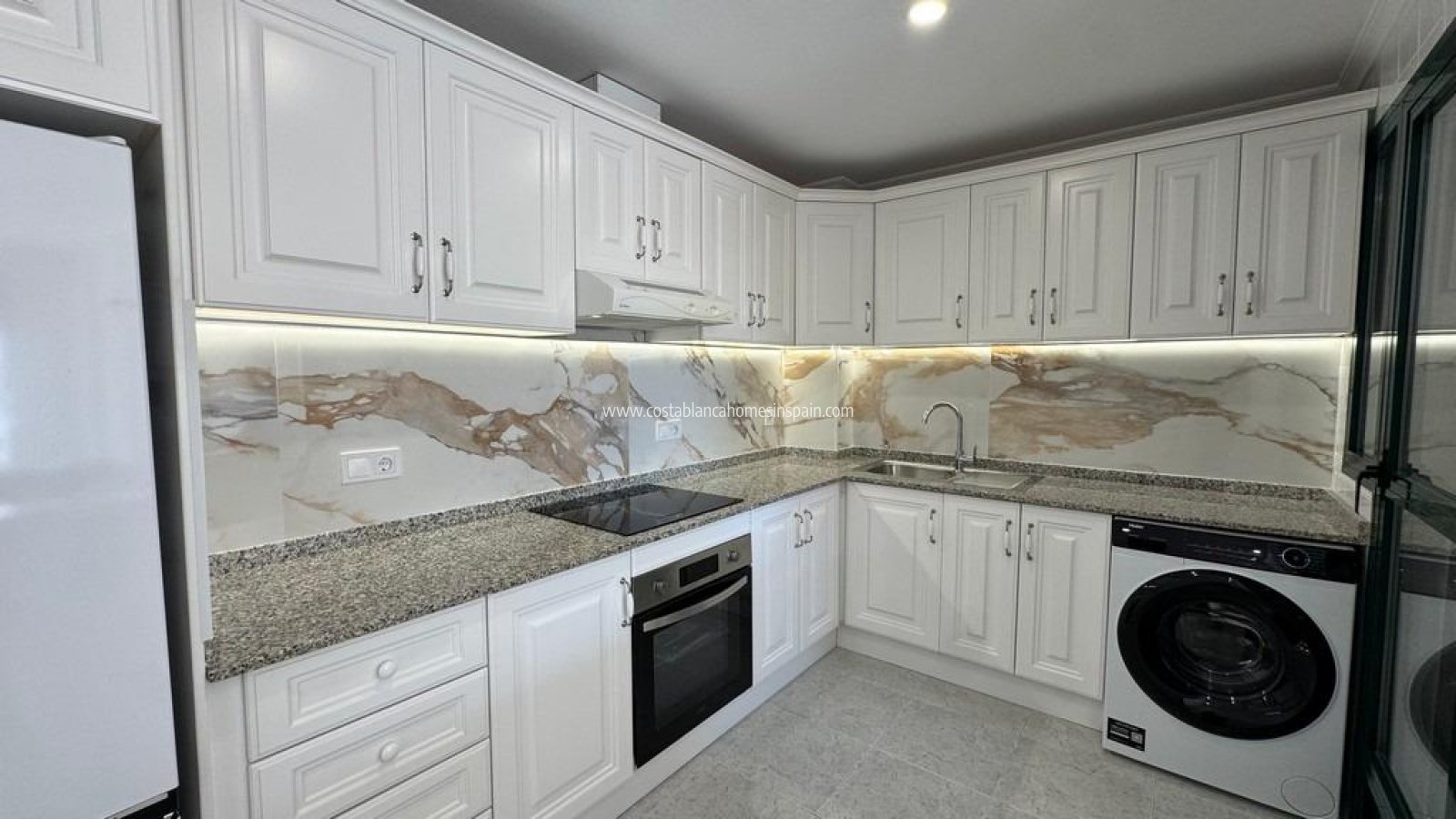 Sale - Apartment - Villamartin