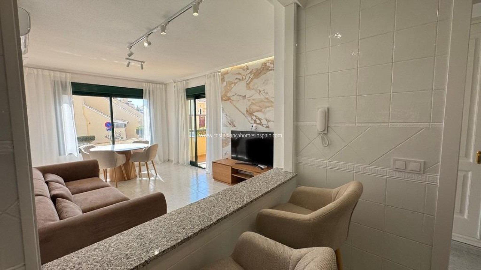 Sale - Apartment - Villamartin