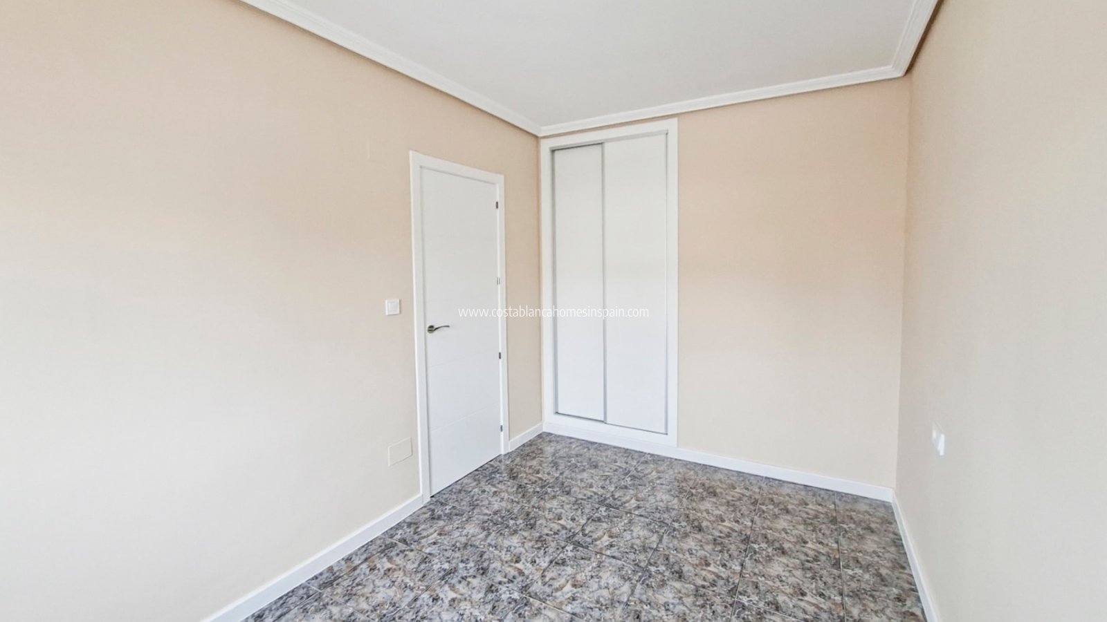 Sale - Bungalow - Orihuela - Orihuela Costa