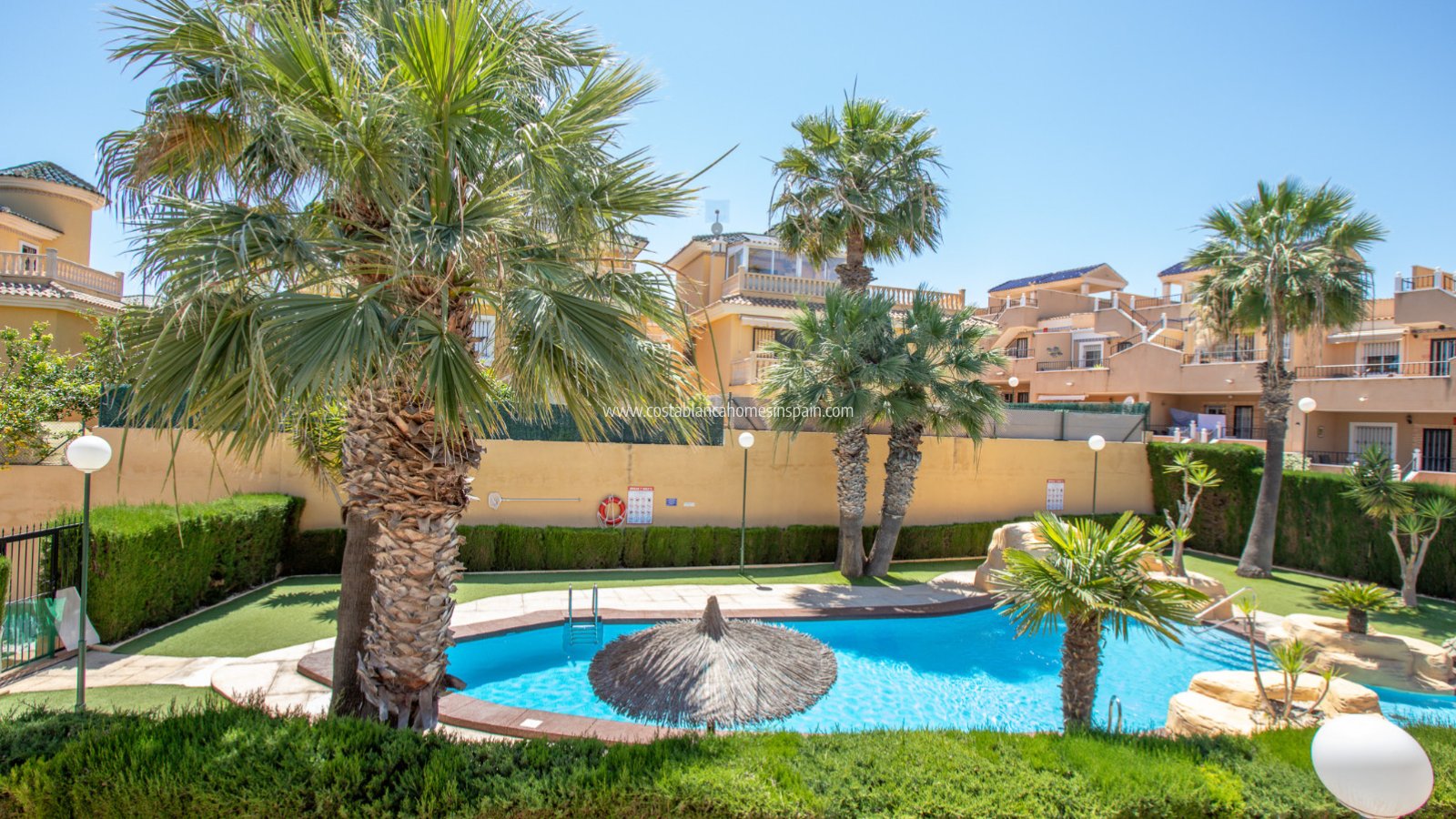 Sale - Bungalow - Orihuela - Villamartin
