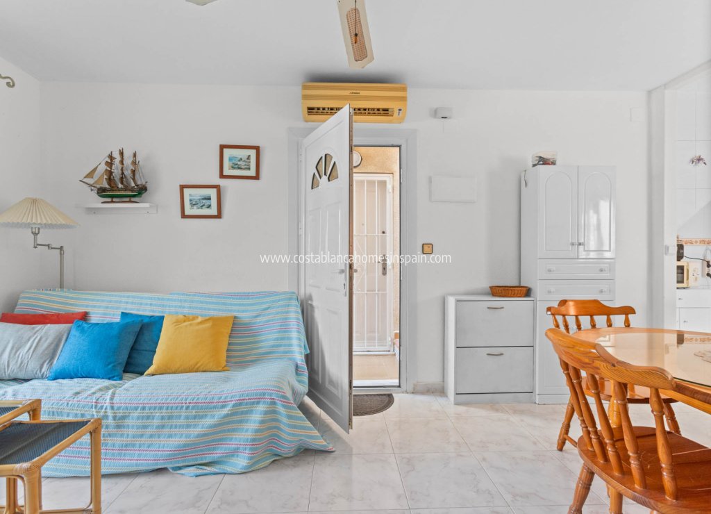 Sale - Bungalow - Torrevieja - El chaparral