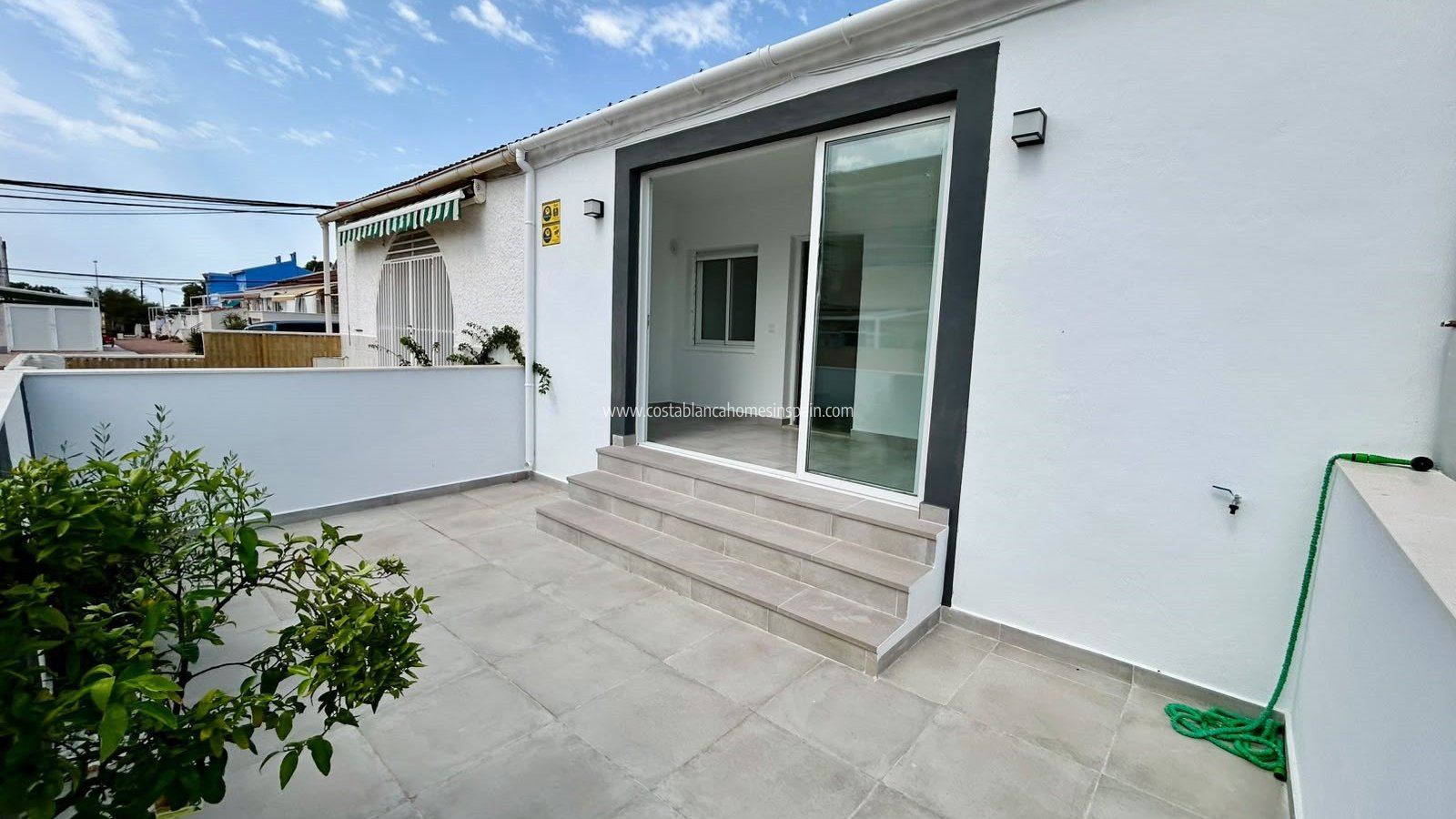 Sale - Bungalow - Torrevieja - La Siesta