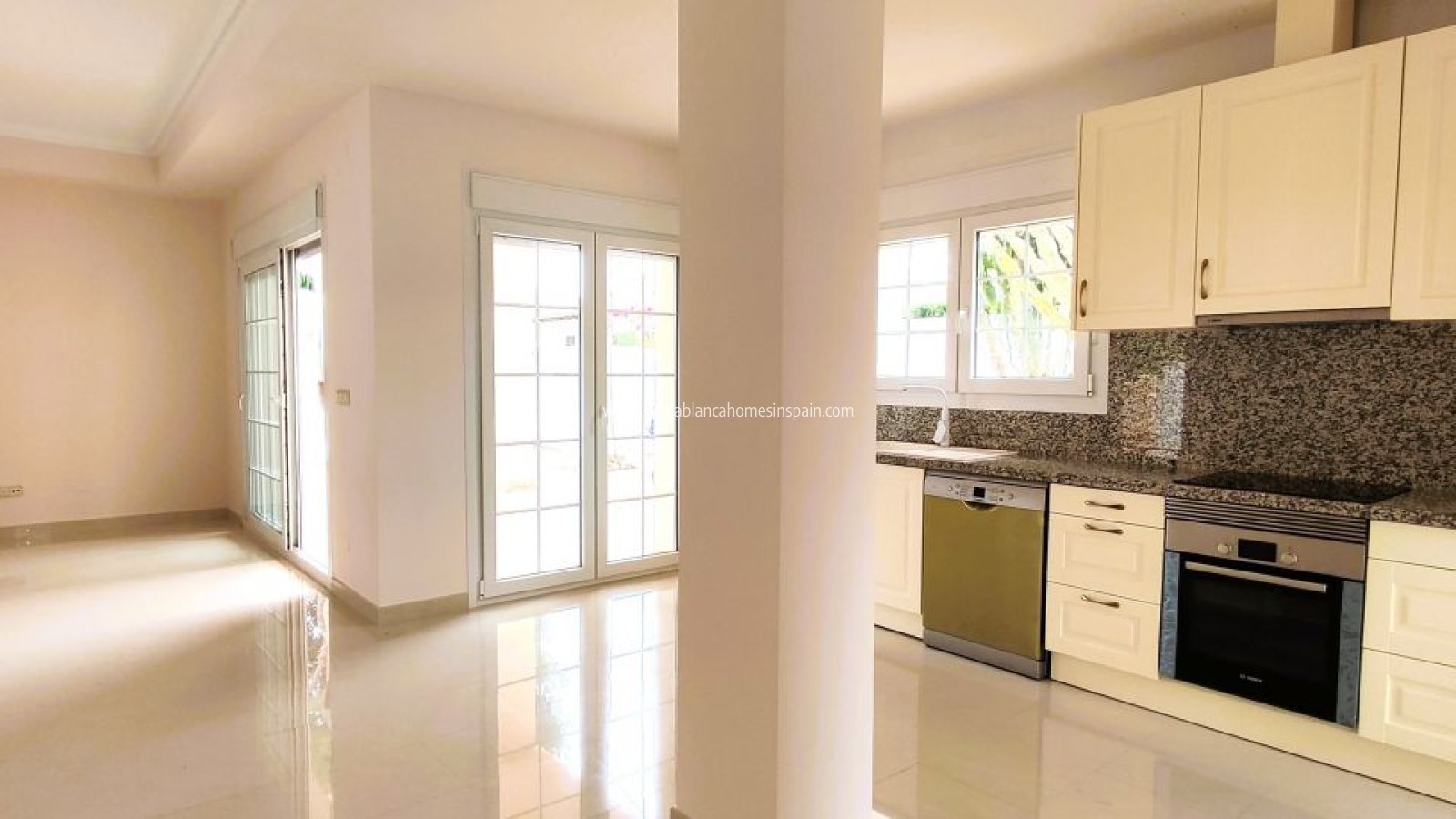 Sale - Detached Villa - Cabo Roig