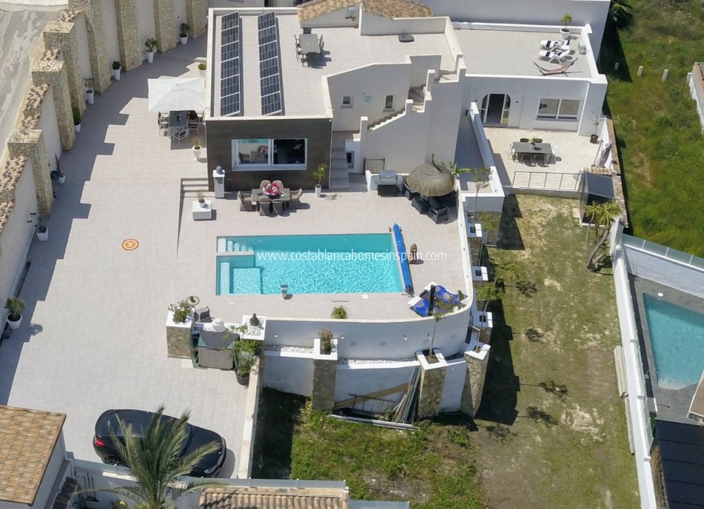 Sale - Detached Villa - Ciudad Quesada