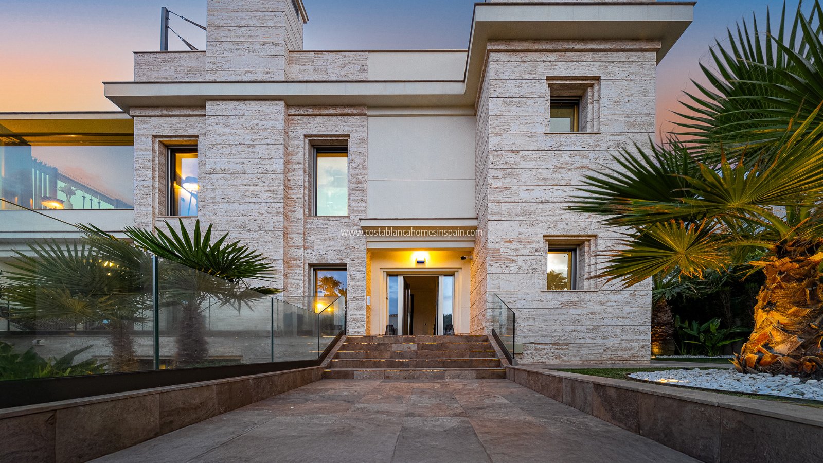 Sale - Detached Villa - La Zenia - Beachside