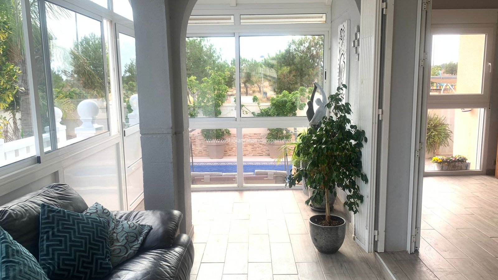 Sale - Detached Villa - Orihuela Costa - La Zenia