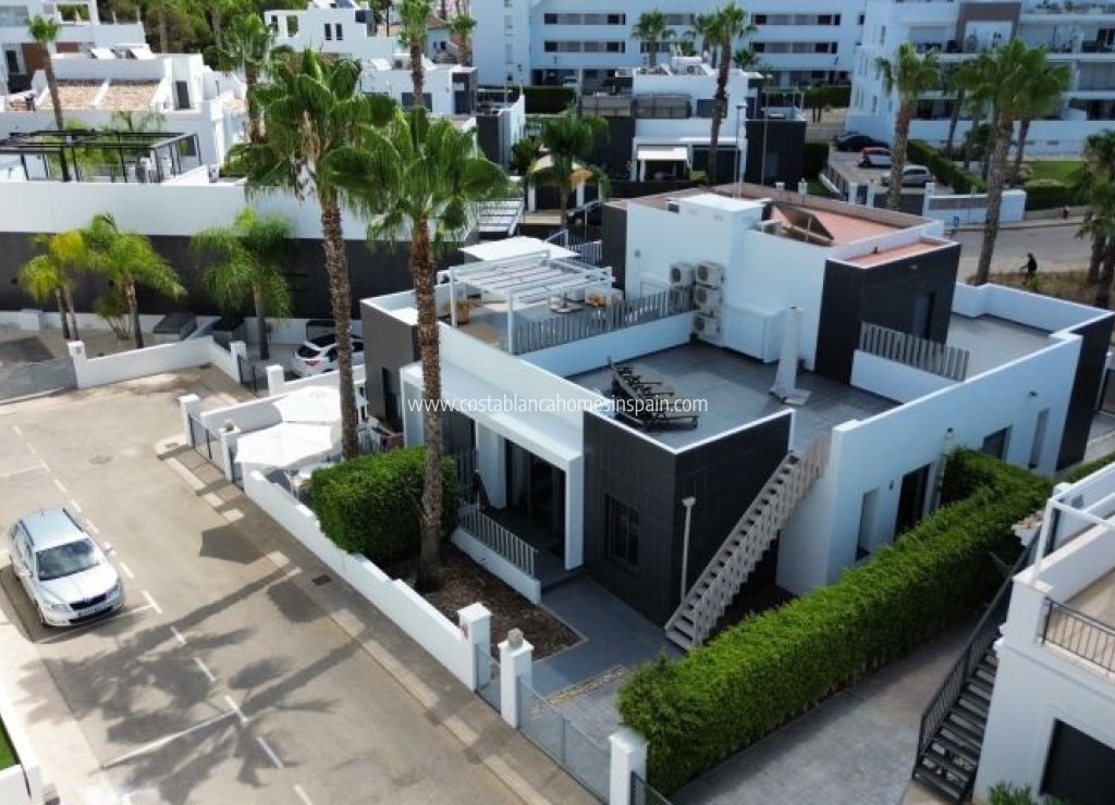 Sale - Detached Villa - Orihuela - Orihuela Costa