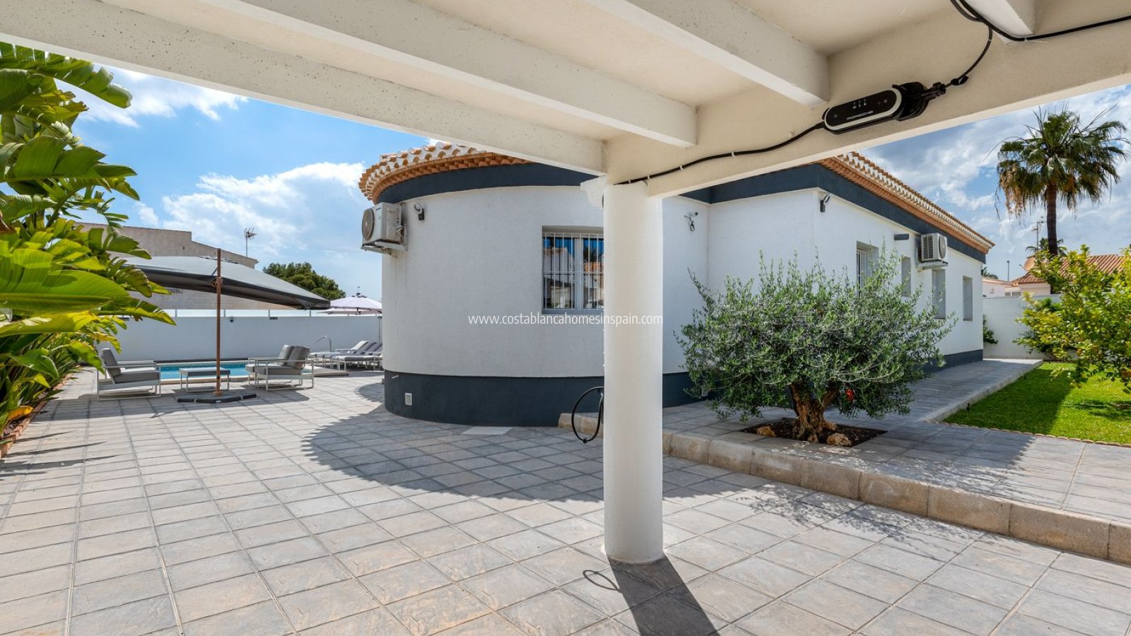 Sale - Detached Villa - Playa Flamenca - Costa Blanca South